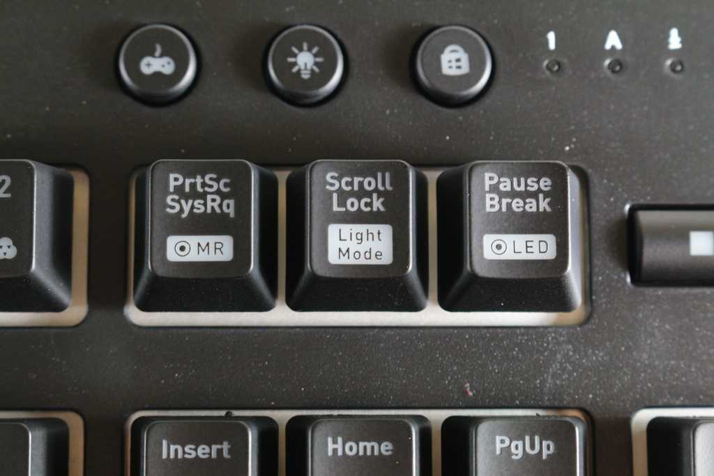 Что такое scroll lock на клавиатуре. Скролл лок на клавиатуре. Клавиша скролл лок на клавиатуре. SCR LK что это такое на клавиатуре. Кнопка скролл лок.