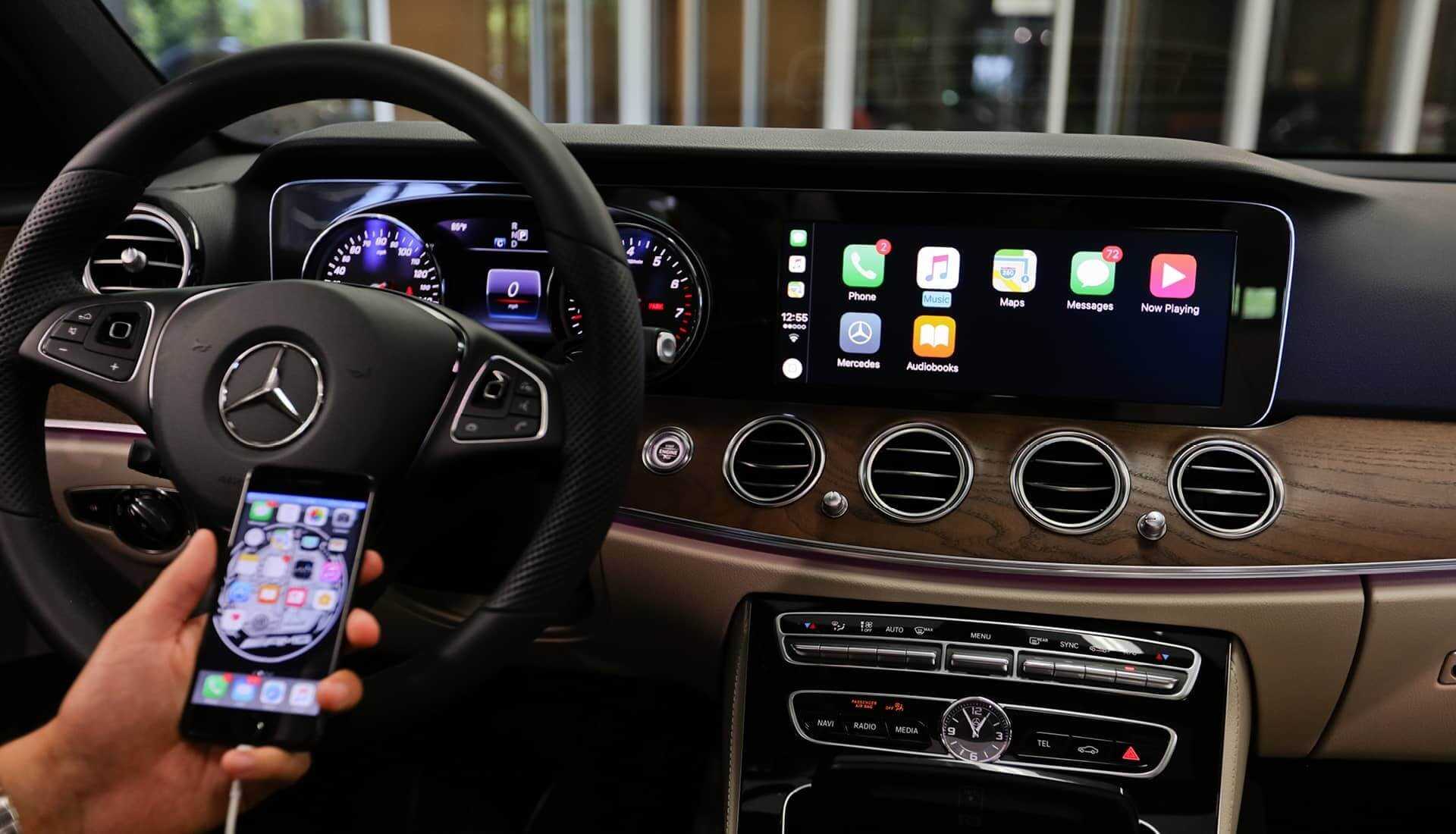 Car player. Mercedes Benz Apple CARPLAY. Apple CARPLAY e60. CARPLAY Mercedes w166. Apple CARPLAY И Android auto.